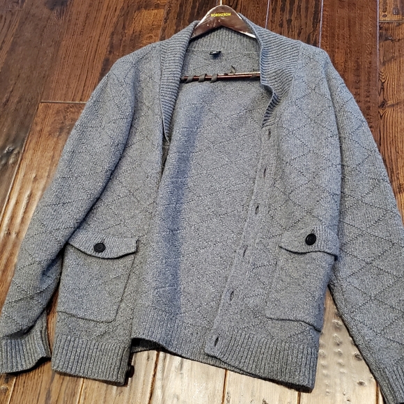 Helly Hansen sweater - Picture 3 of 6